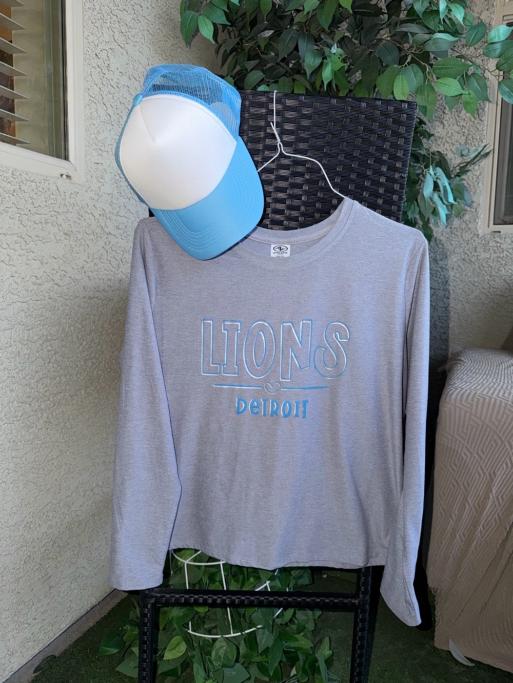 Detroit Lions Long-Sleeve Tee - Light Gray with Light Blue, NFL